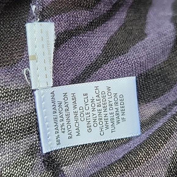 LOFT Black and Purple Animal Print Cardigan - Picture 4 of 5